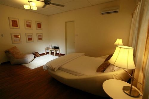 Chymes Hotel Tanjung Bungah  Εξωτερικό φωτογραφία